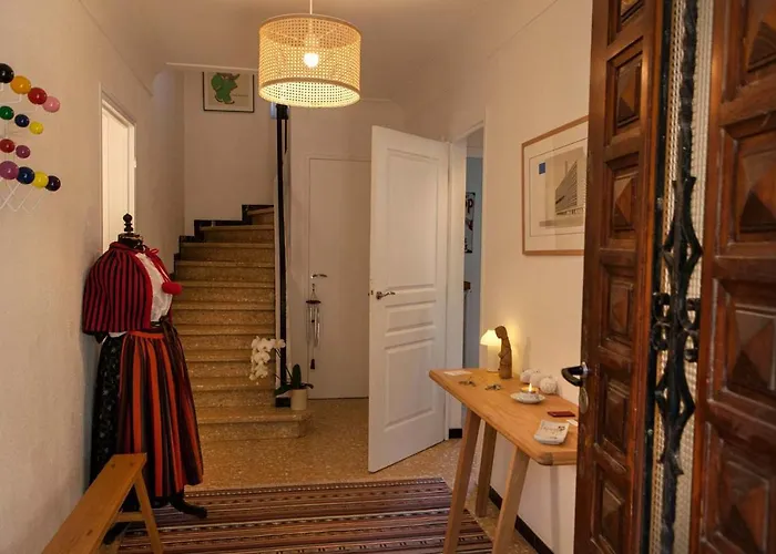 招待所 L'oranger 3*